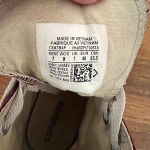 Burgundy vintage Chuck Taylor’s. Men size 7 and women size 9
